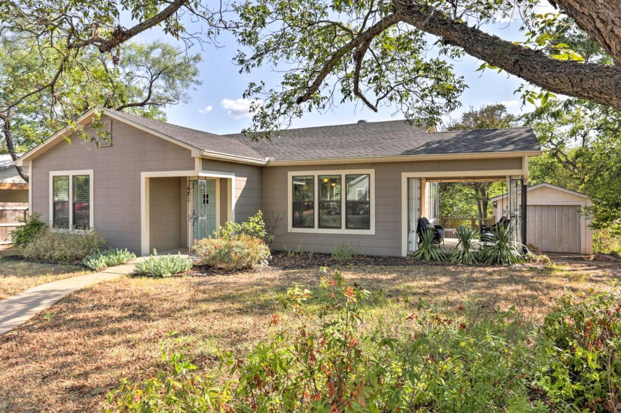 Fredericksburg Cottage With Grill - Walk To Main St! Dış mekan fotoğraf