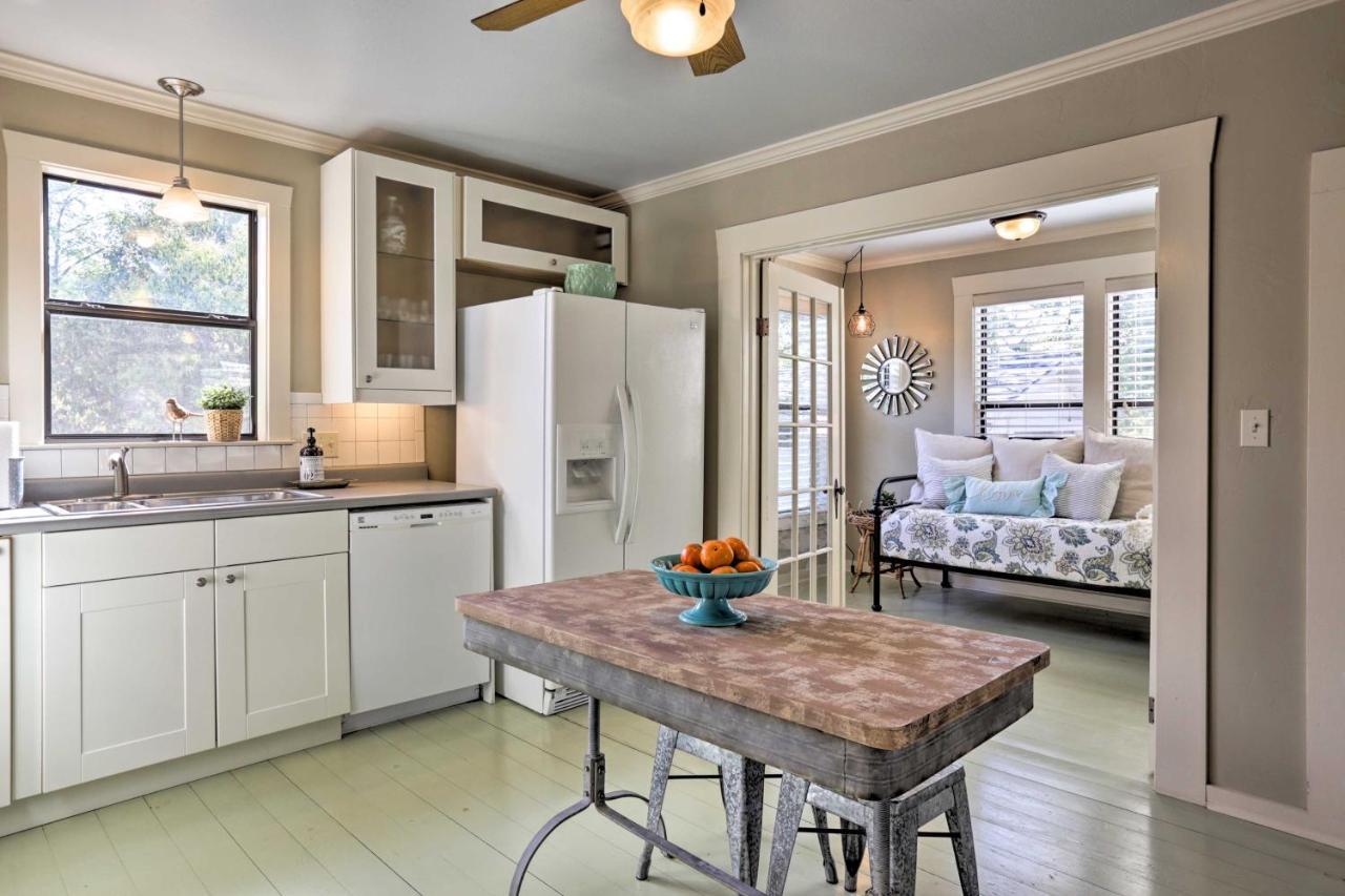 Fredericksburg Cottage With Grill - Walk To Main St! Dış mekan fotoğraf